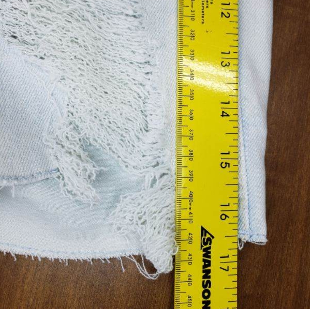NWT Hollister Ultra DISTRESSED High Rise SHORTS Bermuda Women's W25 Soft Stretch - Picture 5 of 14